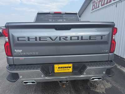 2021 Chevrolet 1500 Crew Cab, $33995.00. Photo 9