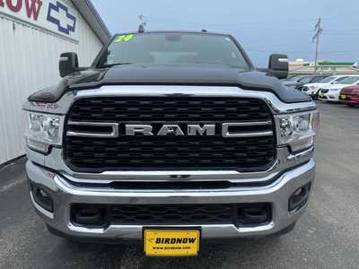 2024 RAM 2500 Crew Cab, $43990.00. Photo 4