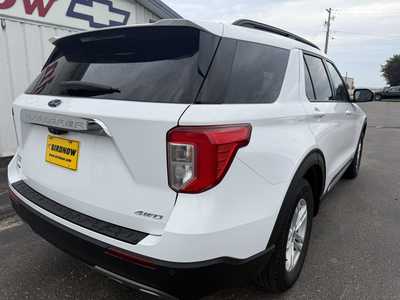 2021 Ford Explorer, $22850.00. Photo 3