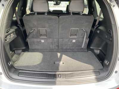 2024 Jeep Grand Cherokee L, $32250.00. Photo 9