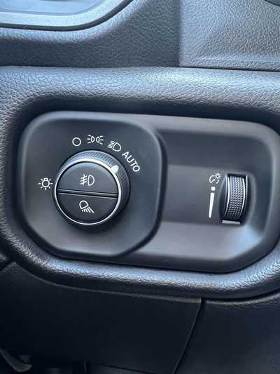 2022 RAM 5500 Reg Cab, $38899.00. Photo 11