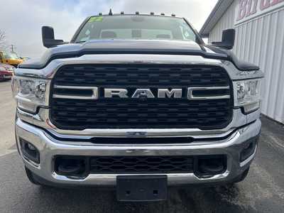 2022 RAM 5500 Reg Cab, $38899.00. Photo 4