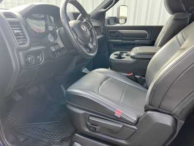 2022 RAM 5500 Reg Cab, $38899.00. Photo 9
