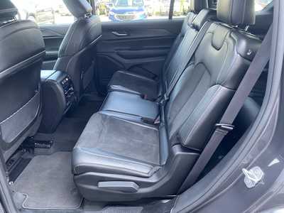 2024 Jeep Grand Cherokee L, $29725.00. Photo 12
