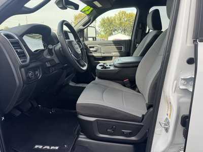 2024 RAM 2500 Crew Cab, $39990.00. Photo 10