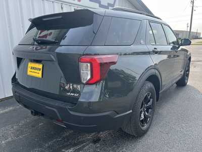 2022 Ford Explorer, $35999.00. Photo 3