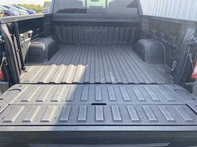 2021 GMC 1500 Crew Cab, $37599.00. Photo 7