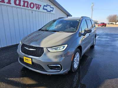 2022 Chrysler Pacifica, $18999.00. Photo 4