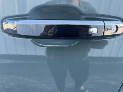 2026 Chevrolet 1500 Crew Cab, $63250.00. Photo 12