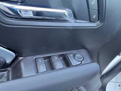 2026 Chevrolet Colorado Crew Cab, $44990.00. Photo 11