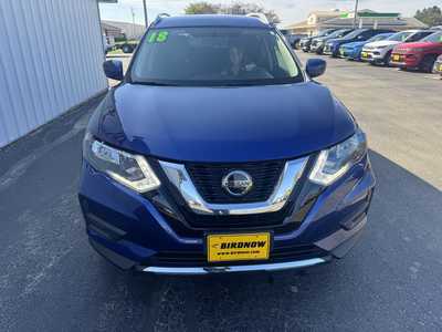 2018 Nissan Rogue, $15799.00. Photo 2