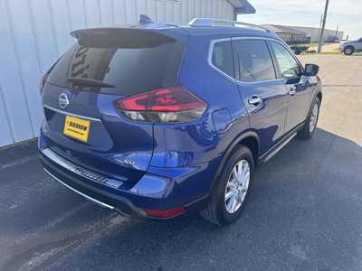 2018 Nissan Rogue, $15799.00. Photo 9