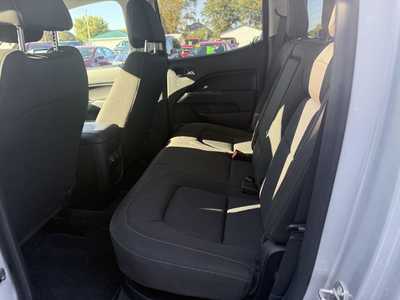2020 Chevrolet Colorado Crew Cab, $23599.00. Photo 10