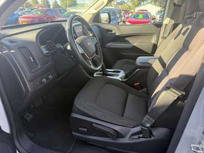 2020 Chevrolet Colorado Crew Cab, $23599.00. Photo 11