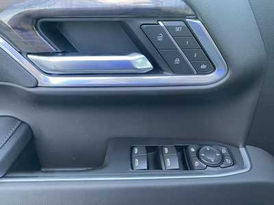 2026 Chevrolet 1500 Crew Cab, $58990.00. Photo 12