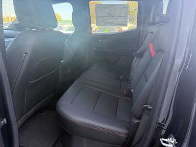 2026 Chevrolet Colorado Crew Cab, $45090.00. Photo 11