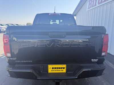 2026 Chevrolet Colorado Crew Cab, $45090.00. Photo 9
