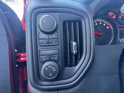 2026 Chevrolet 1500 Crew Cab, $51990.00. Photo 12