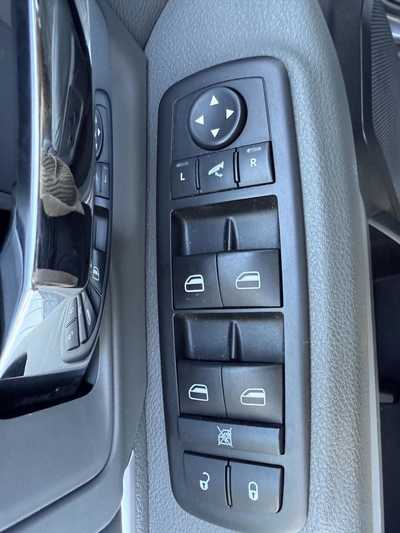 2015 RAM 1500 Crew Cab, $15699.00. Photo 12