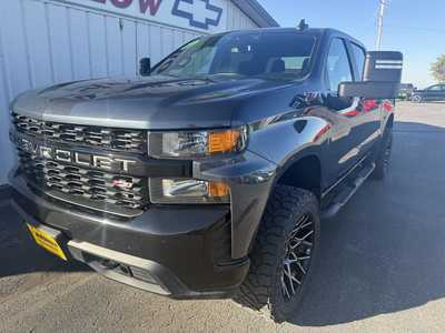 2021 Chevrolet 1500 Crew Cab, $34568.00. Photo 5