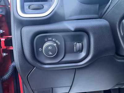 2024 RAM 2500 Crew Cab, $39990.00. Photo 12