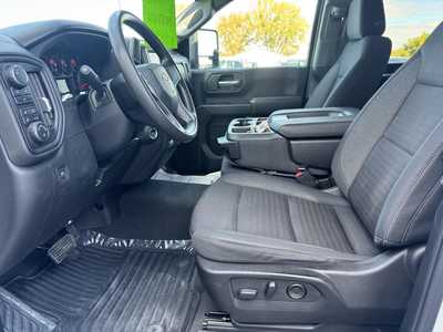 2024 Chevrolet 2500 Crew Cab, $47955.00. Photo 10