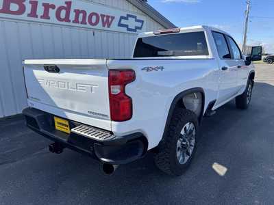 2024 Chevrolet 2500 Crew Cab, $47955.00. Photo 3