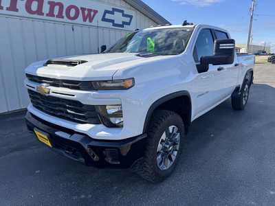 2024 Chevrolet 2500 Crew Cab, $47955.00. Photo 8