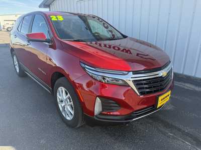 2023 Chevrolet Equinox, $24495.00. Photo 2