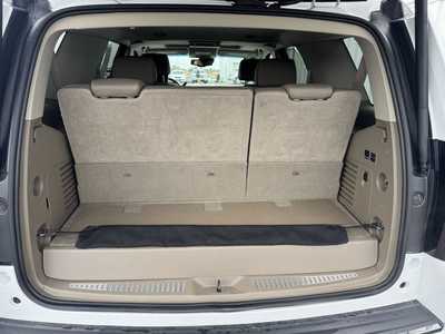2016 Chevrolet Tahoe, $21725.00. Photo 4