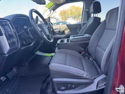 2018 Chevrolet 1500 Crew Cab, $22458.00. Photo 10