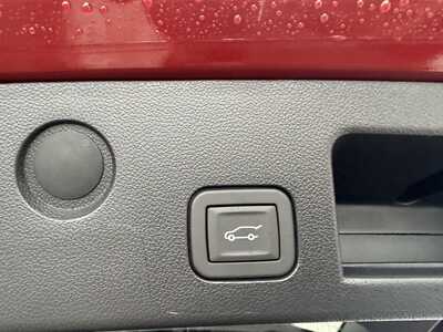 2026 Chevrolet Equinox, $35350.00. Photo 8