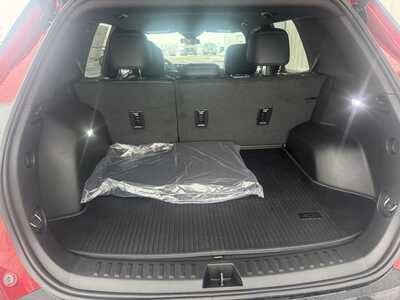 2026 Chevrolet Equinox, $35350.00. Photo 9