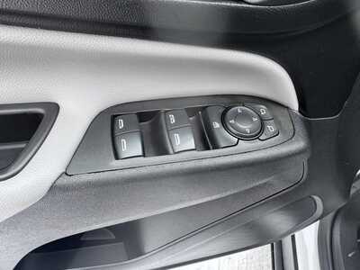 2024 Chevrolet Equinox, $19935.00. Photo 12