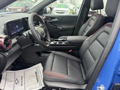 2025 Chevrolet Equinox, $35850.00. Photo 10