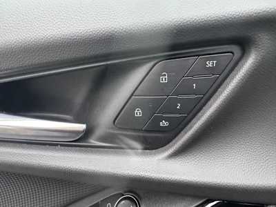 2025 Chevrolet Equinox, $35850.00. Photo 12