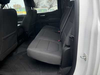 2021 Chevrolet 1500 Crew Cab, $28990.00. Photo 10