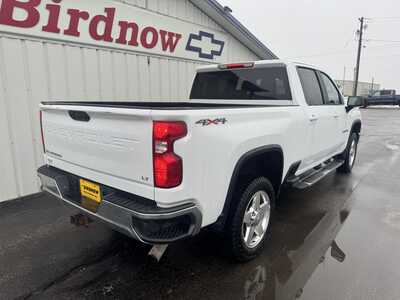 2020 Chevrolet 2500 Crew Cab, $39585.00. Photo 3