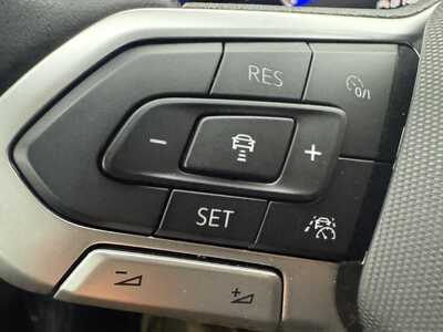 2024 Volkswagen Jetta, $14999.00. Photo 12