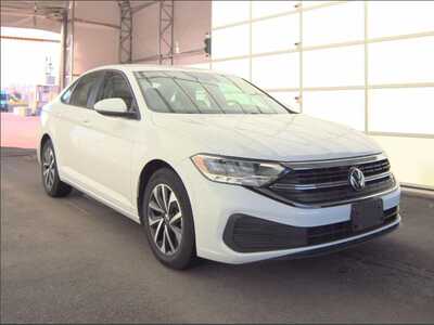 2024 Volkswagen Jetta, $16999.00. Photo 2