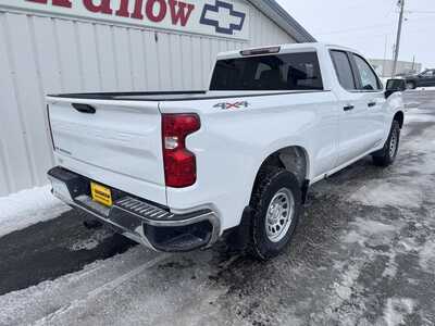2022 Chevrolet 1500 Ext Cab, $26980.00. Photo 3