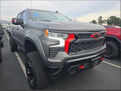 2024 Chevrolet 1500 Crew Cab, $69999.00. Photo 2