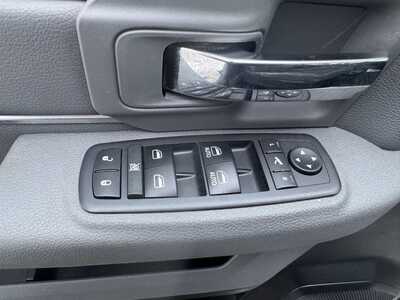 2019 RAM 1500 Crew Cab, $23996.00. Photo 10