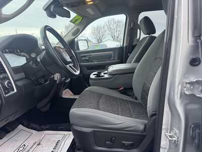 2019 RAM 1500 Crew Cab, $23996.00. Photo 9