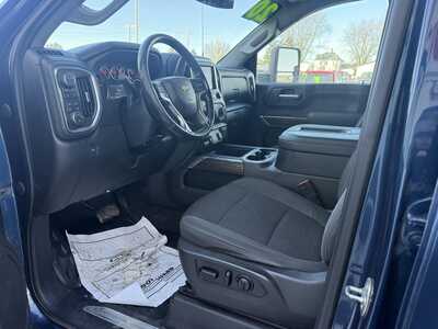 2020 Chevrolet 2500 Crew Cab, $39935.00. Photo 11