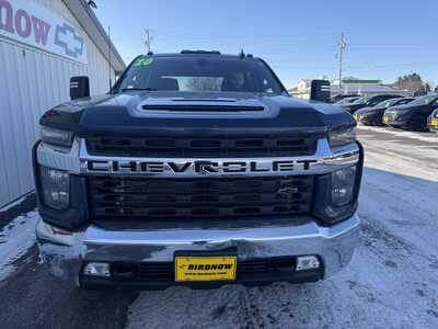 2020 Chevrolet 2500 Crew Cab, $39935.00. Photo 4