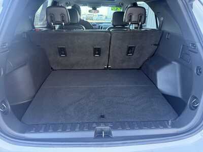 2020 Chevrolet Equinox, $19855.00. Photo 9