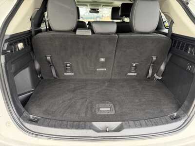 2024 Mazda CX-90, $28955.00. Photo 5