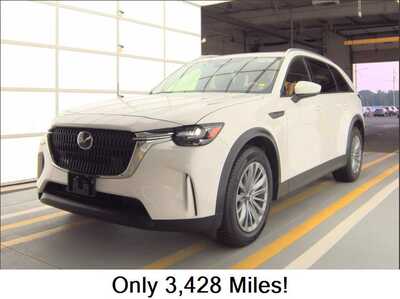2024 Mazda CX-90, $28990.00. Photo 1