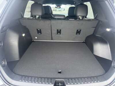 2026 Chevrolet Equinox, $38799.00. Photo 6